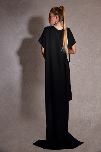 zurh eclipse diseño moda sombra murcia fashion week vestido negro ceremonia coctel largo crepe mujer woman coleccion
